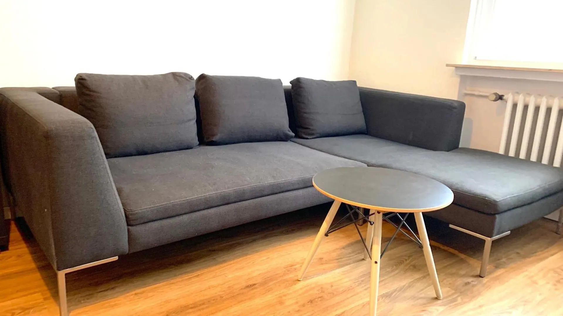 Apartment In Koeln / Cologne Mit Allem Drum Und Dran